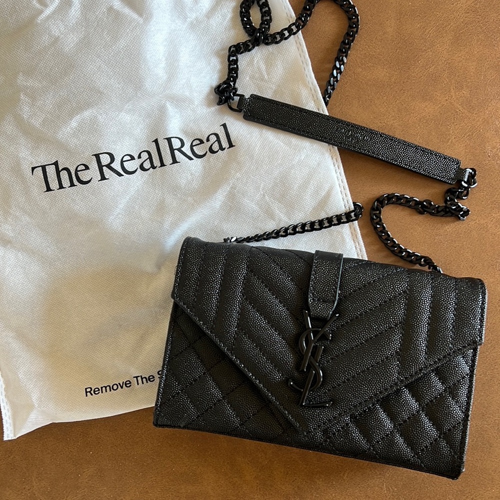 Small Encelope All Black YSL Bag